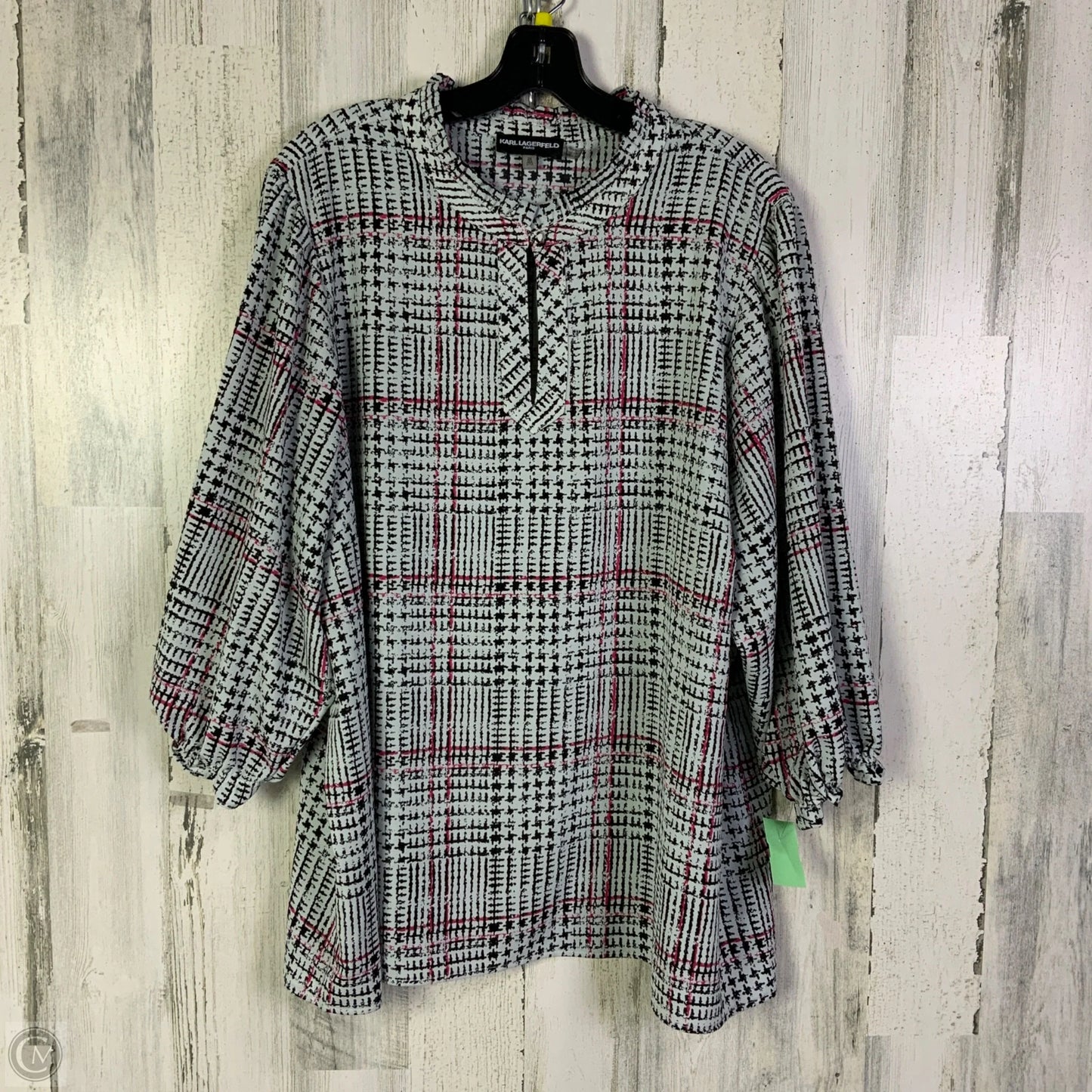 Top Short Sleeve Designer By Karl Lagerfeld In Black & Grey, Size: 2x