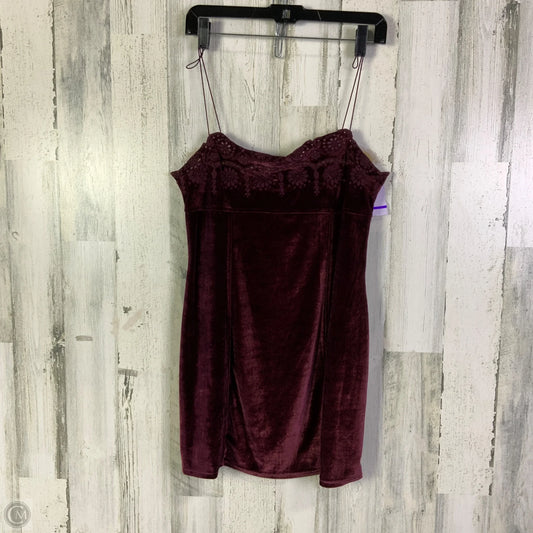 Dress Casual Short By Free People In Maroon, Size: M