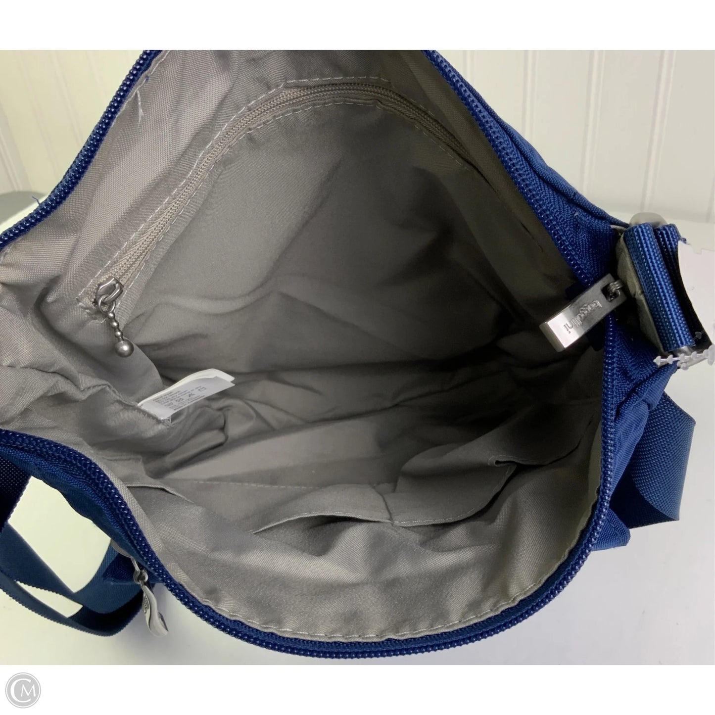 Crossbody By Baggallini, Size: Medium