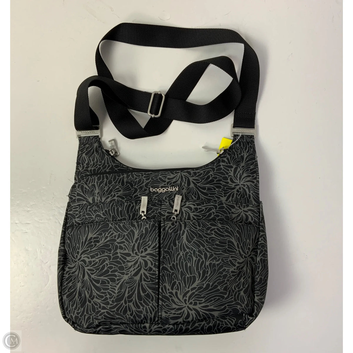 Crossbody By Baggallini, Size: Medium