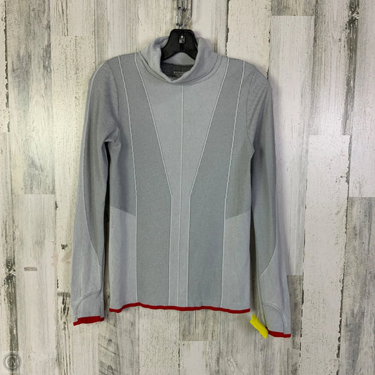 Athletic Top Long Sleeve Collar By Athleta In Grey, Size: S