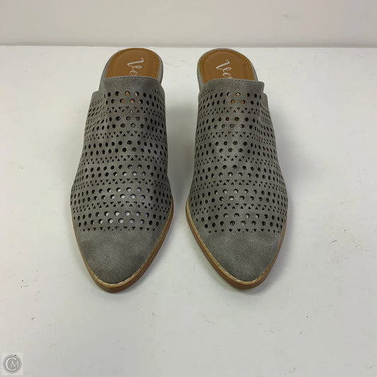 Shoes Heels Block By Very G In Grey, Size: 10