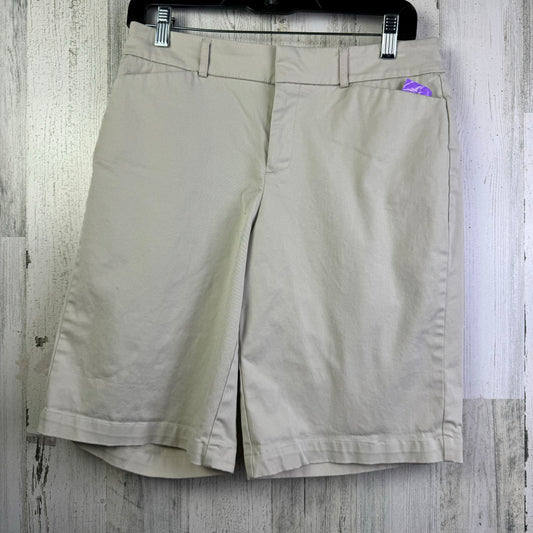 Beige Shorts Dockers, Size 6