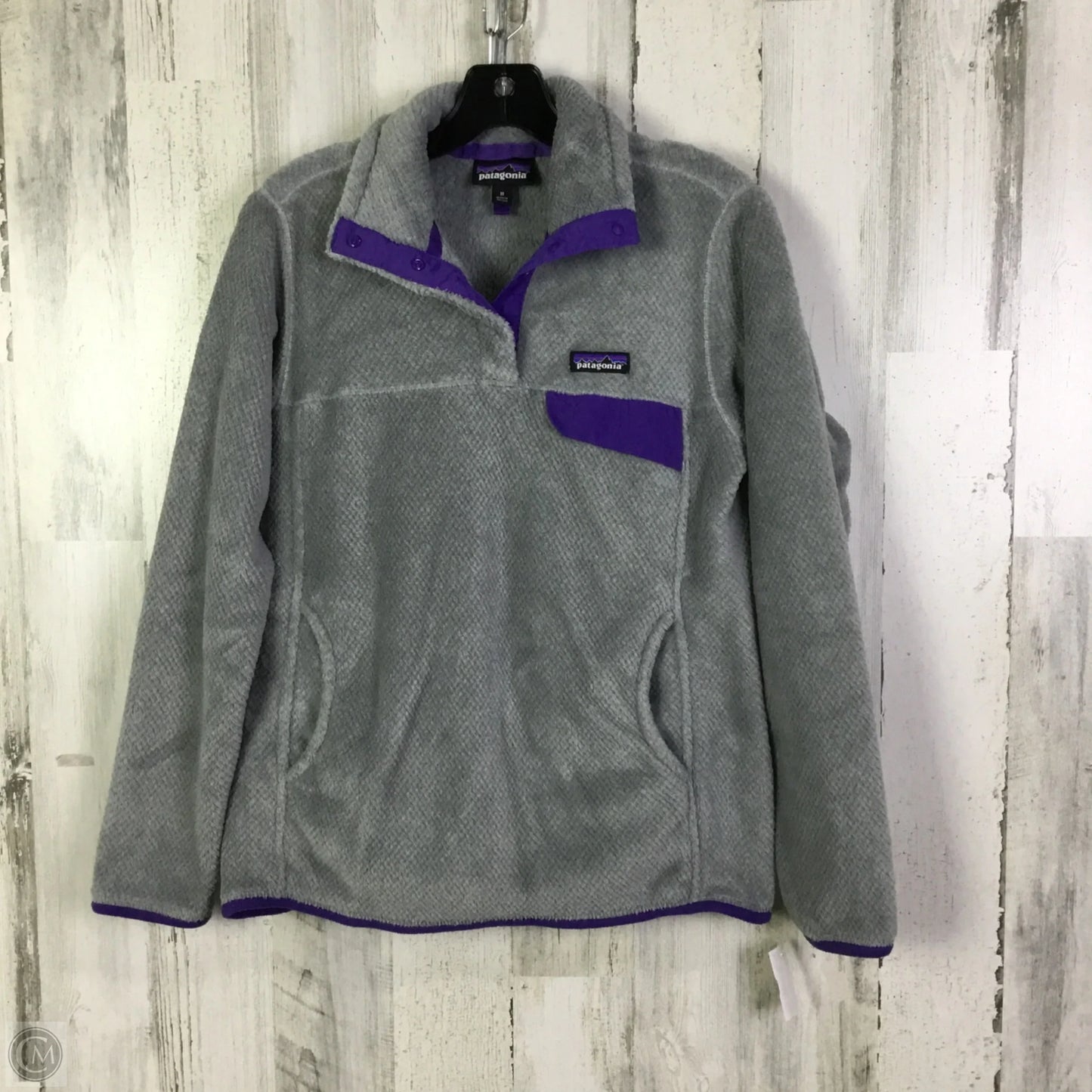 Sweatshirt Collar By Patagonia In Grey, Size: M