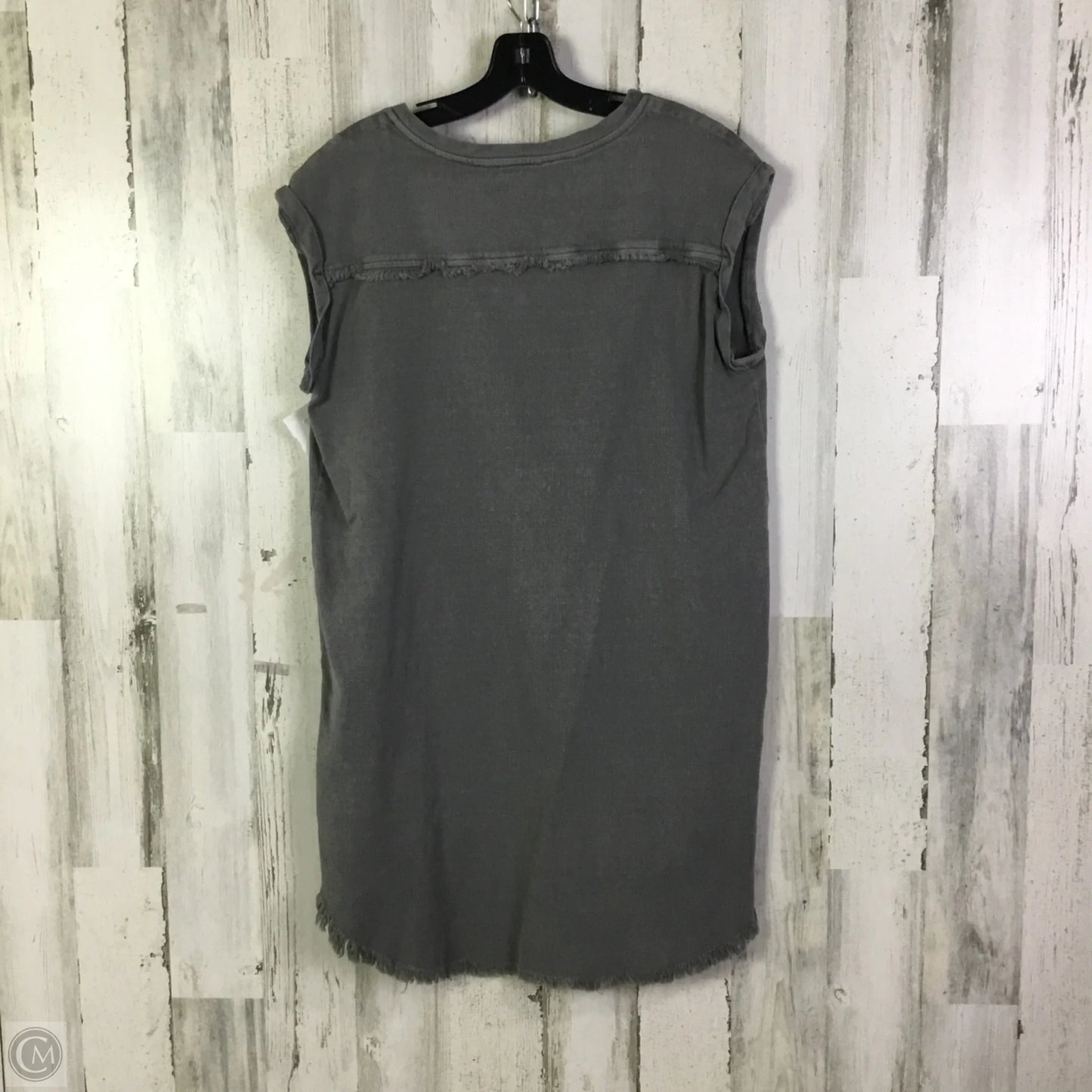 Dress Casual Short By Clothes Mentor In Grey, Size: L