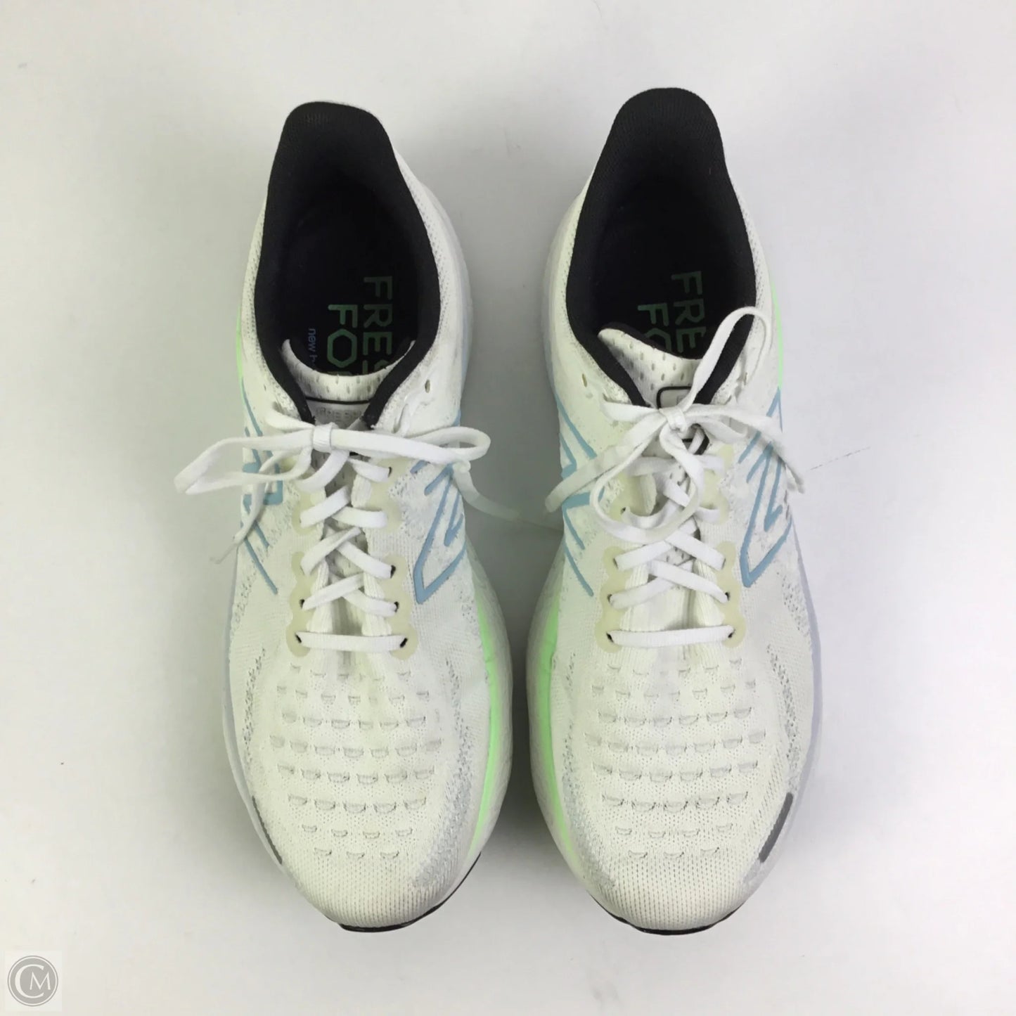 Shoes Athletic By New Balance In White, Size: 11