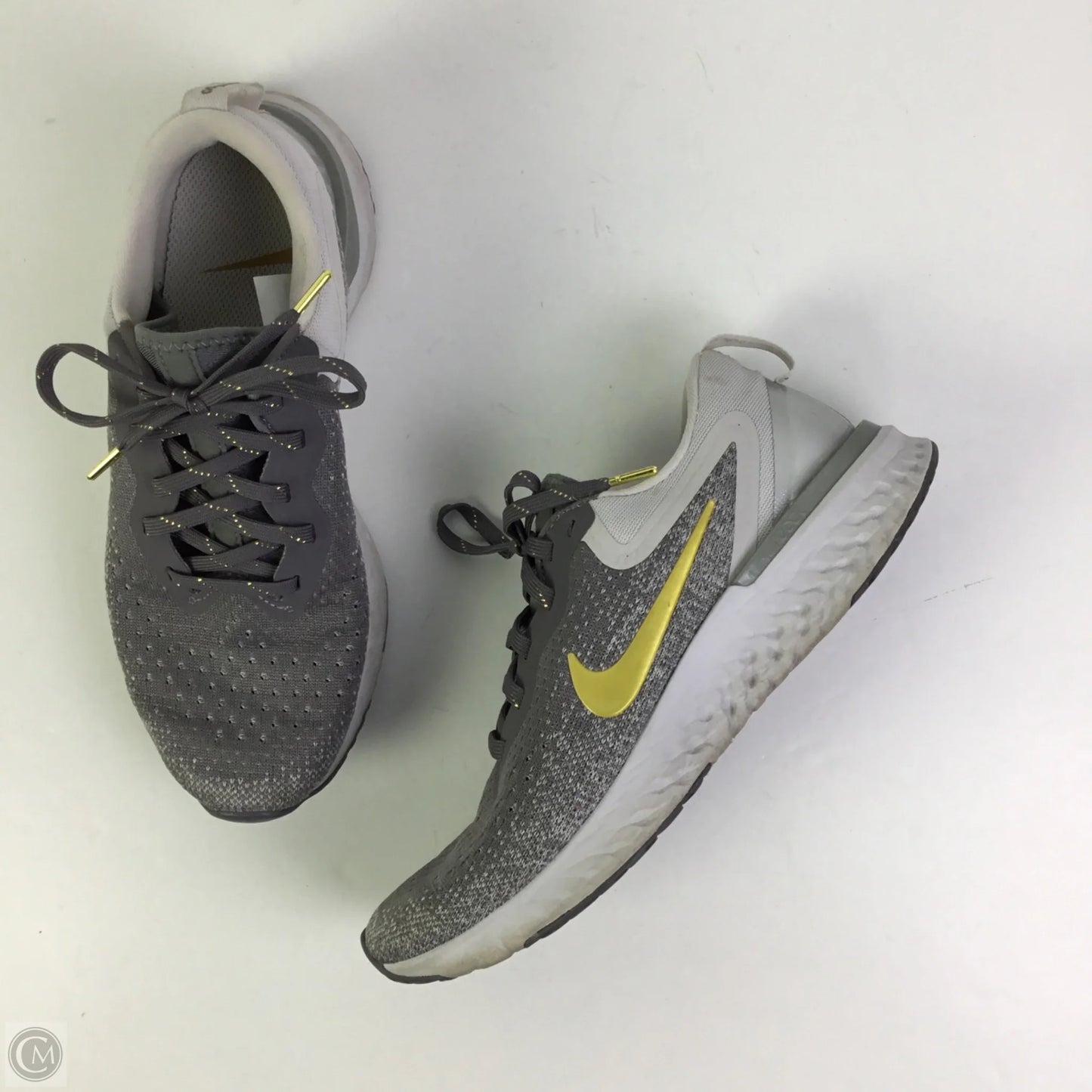 Shoes Athletic By Nike In Grey, Size: 7.5