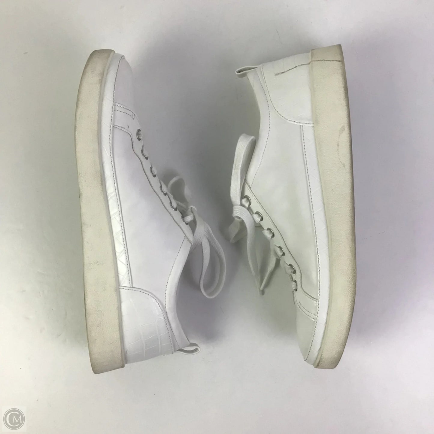 Shoes Sneakers By Vionic In White, Size: 10