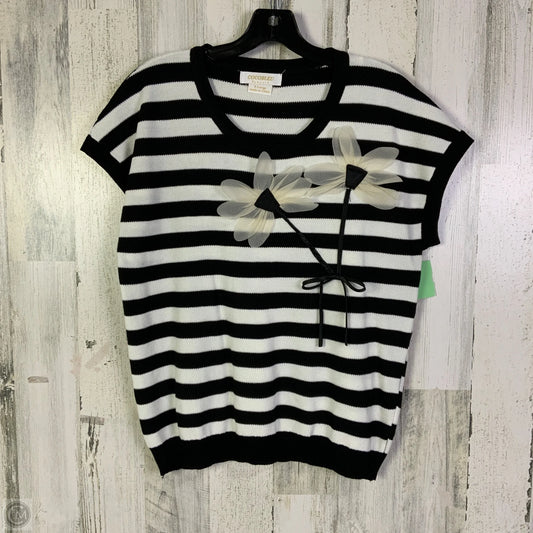 Top Short Sleeve By Clothes Mentor In Black & White, Size: Xl