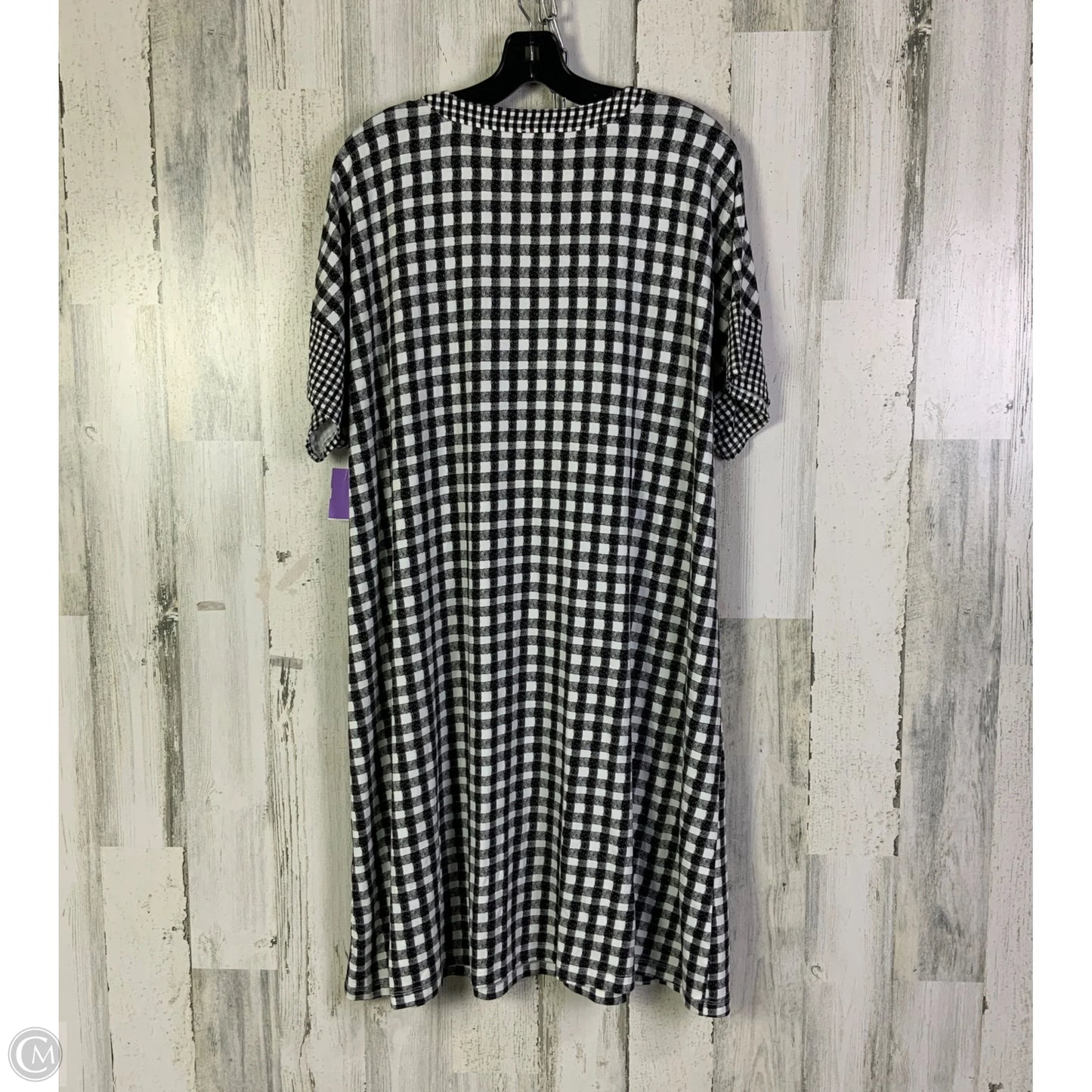Dress Casual Short By Chicos In Black & White, Size: Xl