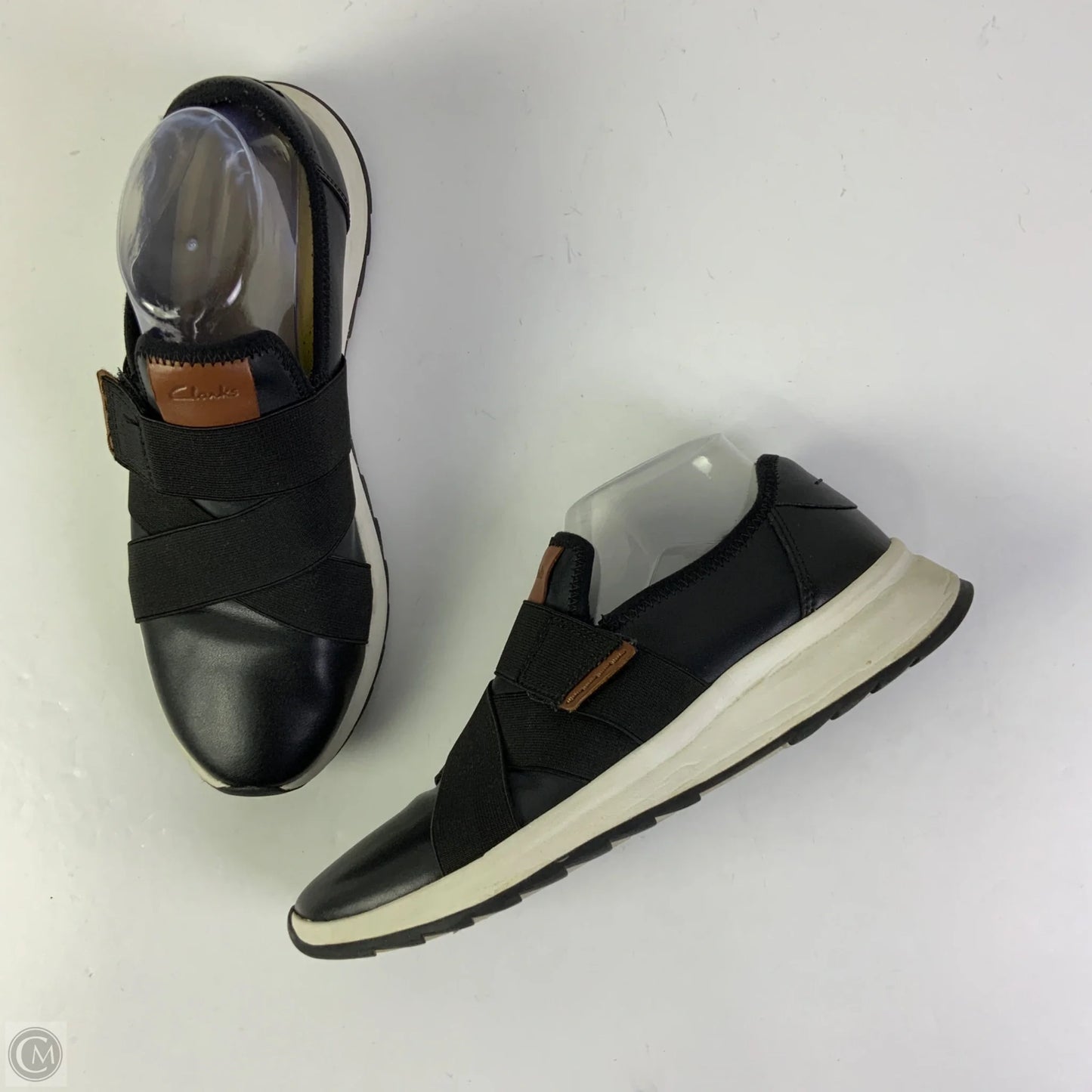Shoes Sneakers By Clarks In Black, Size: 10