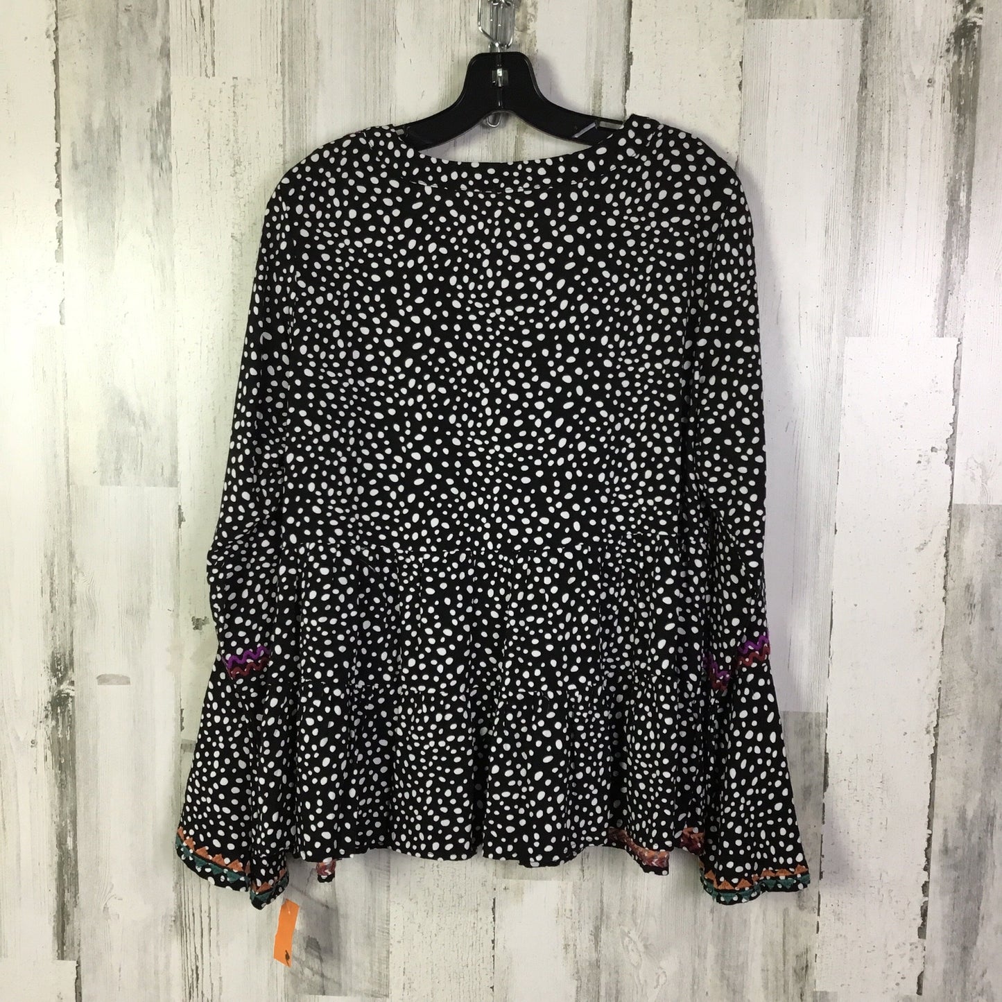 Top Long Sleeve By Savanna Jane  Size: L