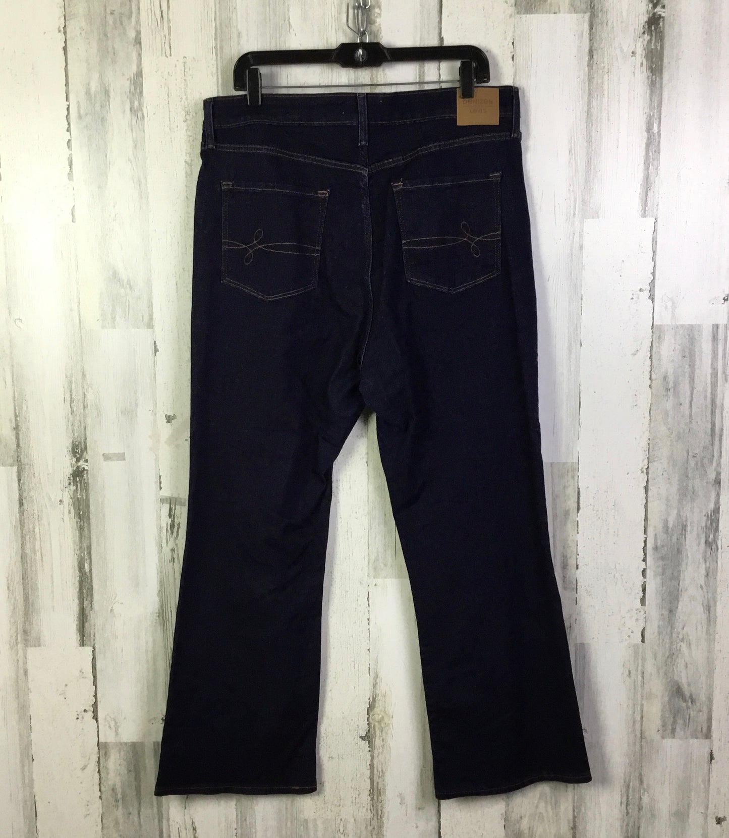 Jeans Cropped By Denizen By Levis In Blue Denim, Size: 16