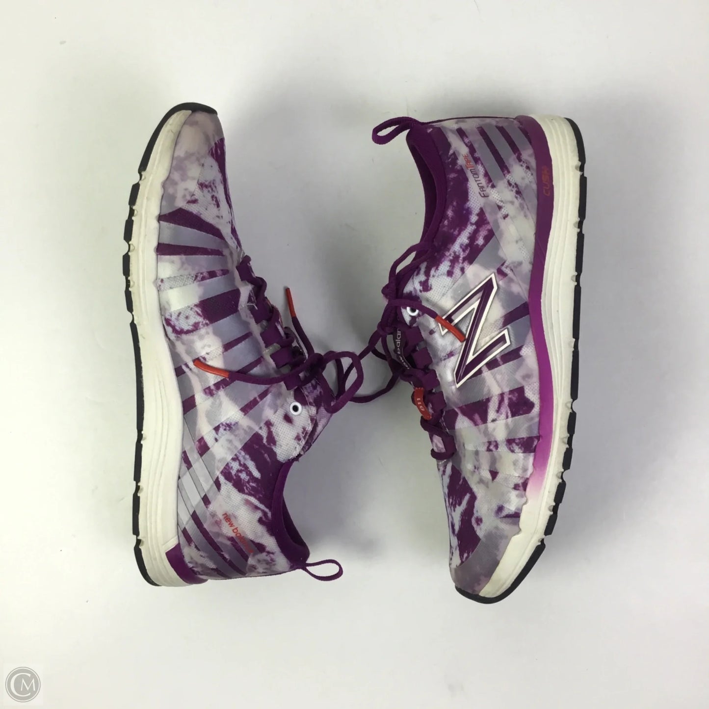 Shoes Athletic By New Balance In Purple & White, Size: 9.5