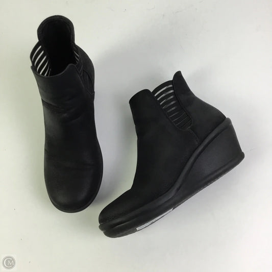 Boots Ankle Heels By Skechers In Black, Size: 7.5