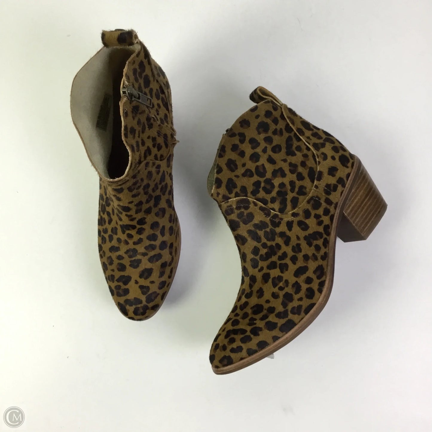 Boots Designer By Ugg In Animal Print, Size: 7.5