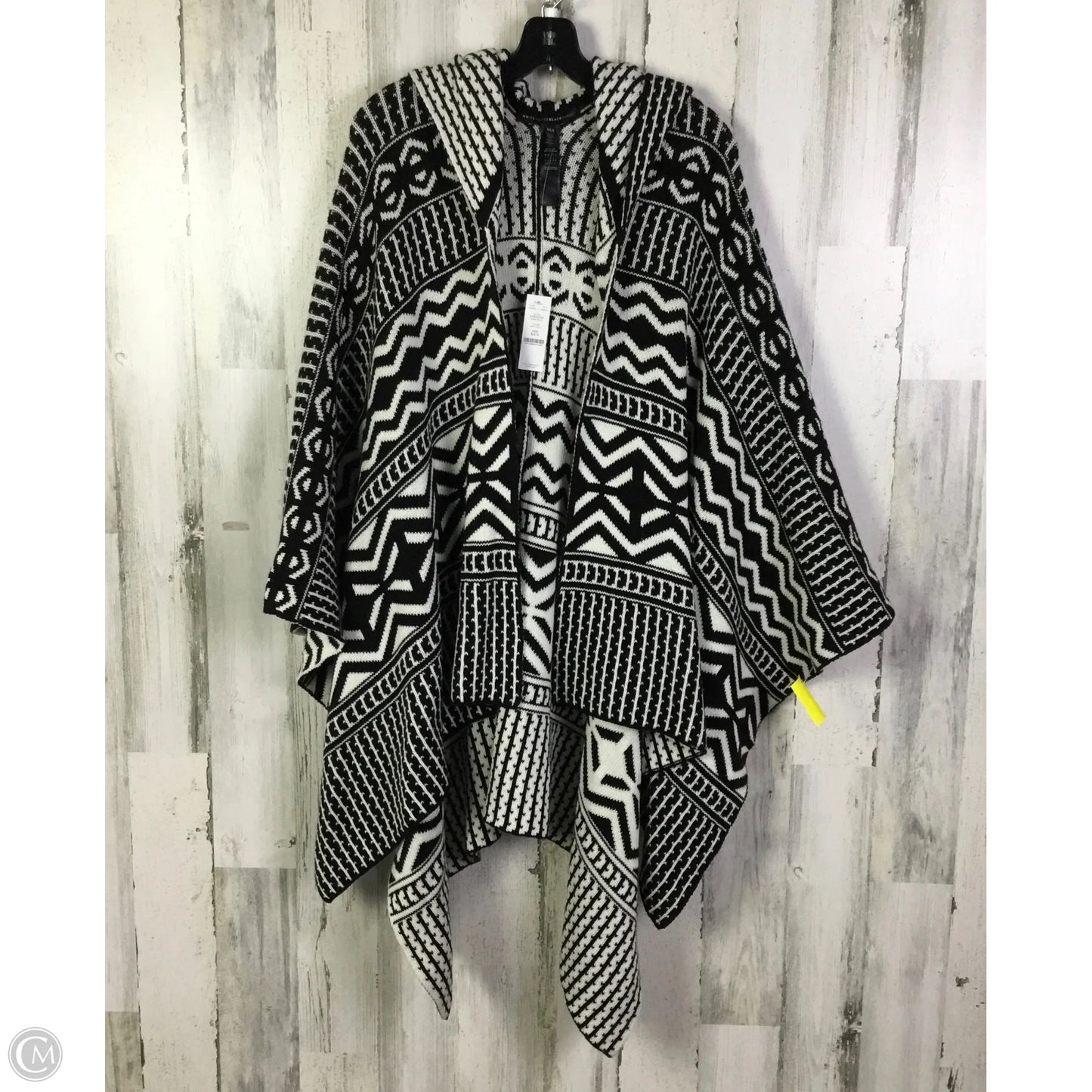 Sweater Cardigan By White House Black Market In Black & White, Size: Xs