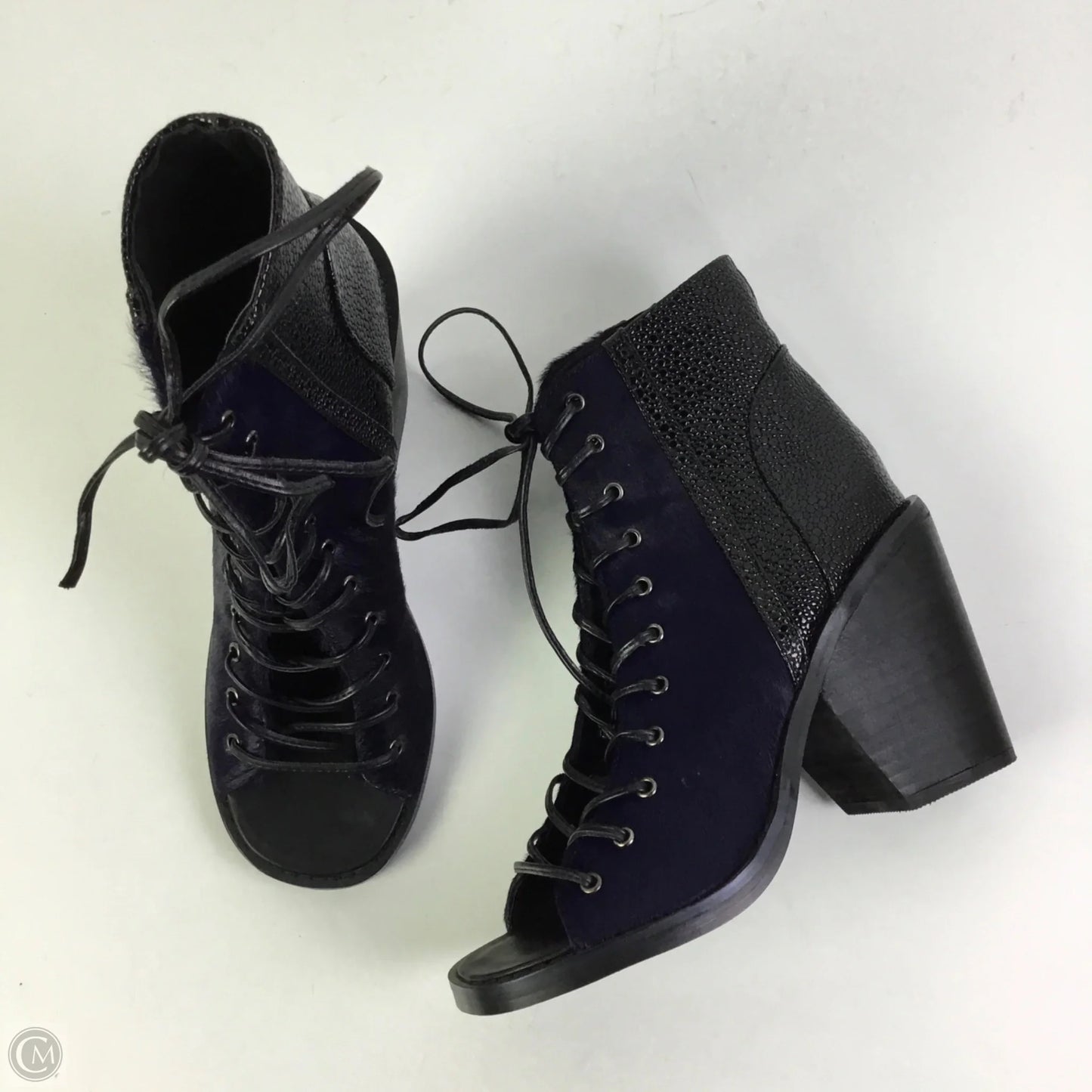 Boots Ankle Heels By Cmc In Blue, Size: 9