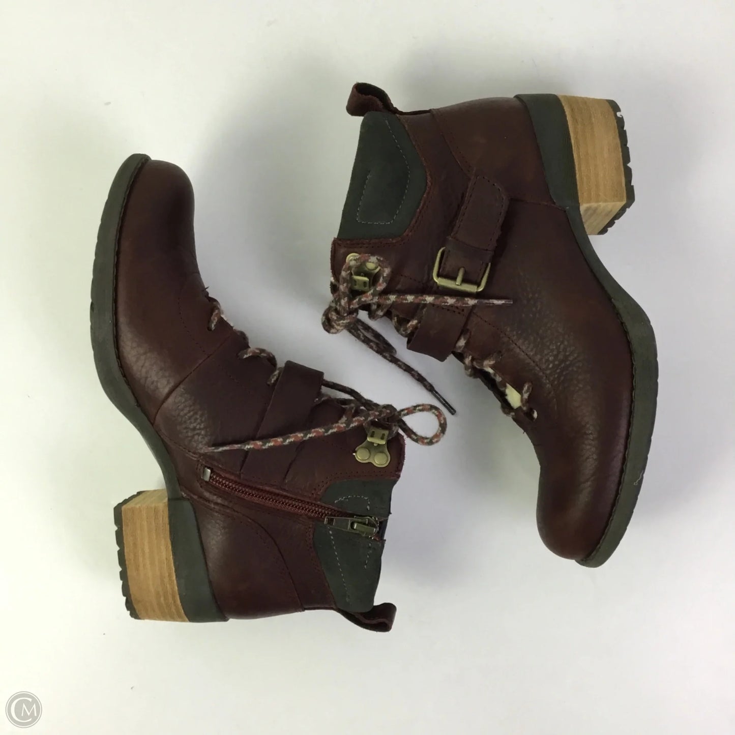 Boots Ankle Flats By Merrell In Maroon, Size: 7.5