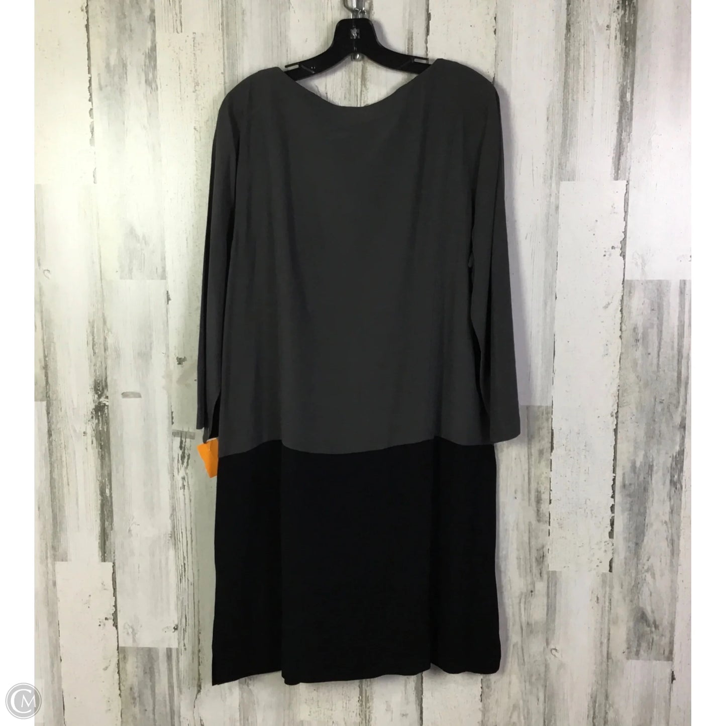 Dress Casual Short By Eileen Fisher In Grey, Size: M