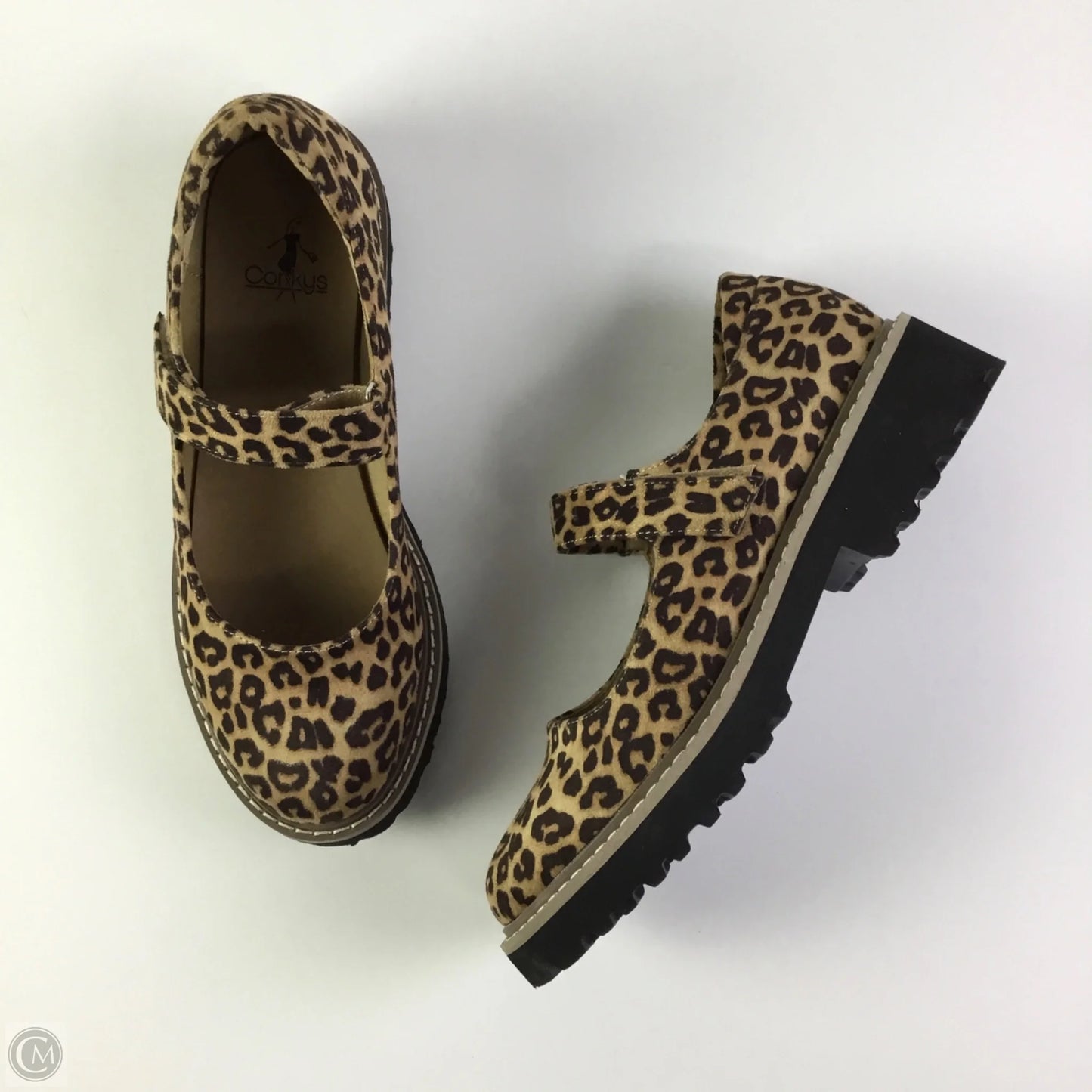 Shoes Flats By Clothes Mentor In Animal Print, Size: 8
