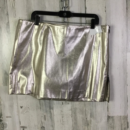 Skirt Mini & Short By Cmf In Rose Gold, Size: 16