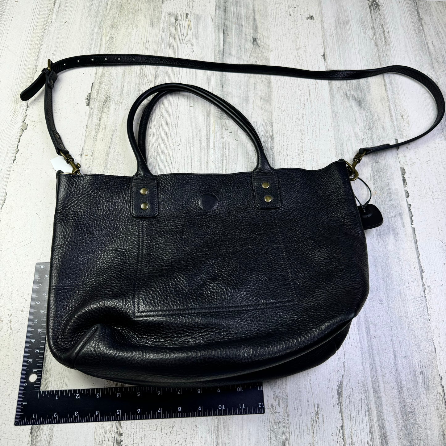 Handbag Leather By Clothes Mentor, Size: Large