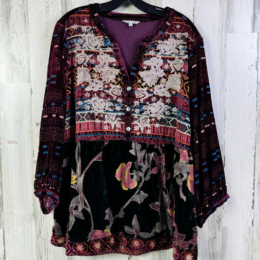 Top Long Sleeve By John Mark In Maroon, Size: Xl