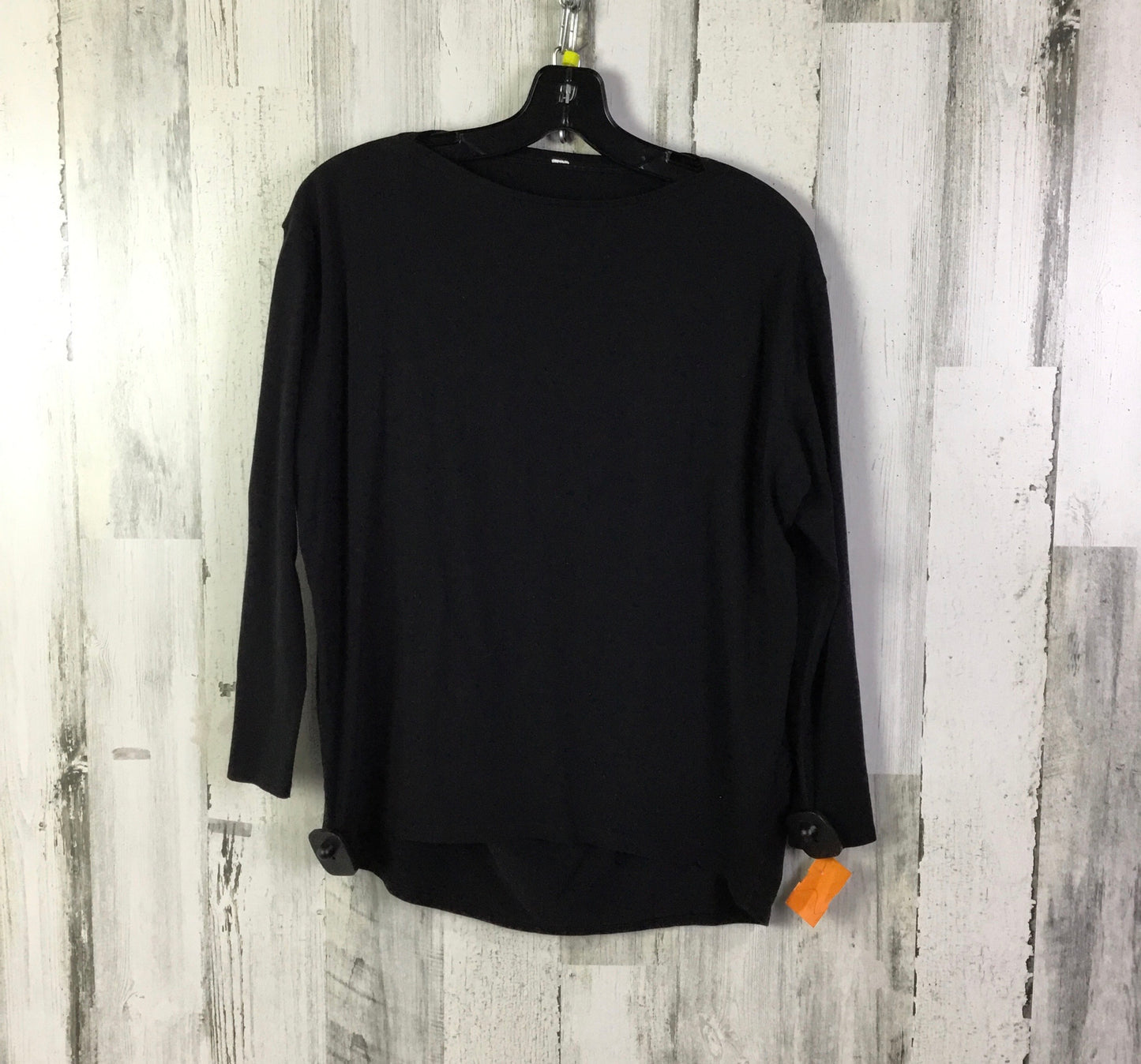 Athletic Top Long Sleeve Crewneck By Lululemon In Black, Size: S