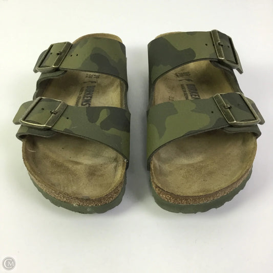Sandals Flats By Birkenstock In Camouflage Print, Size: 8