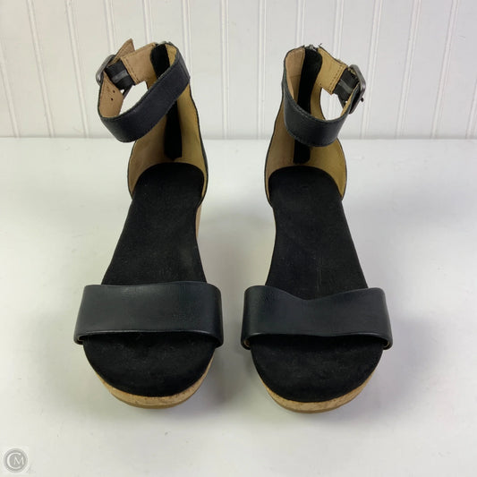 Sandals Designer By Ugg In Black, Size: 10