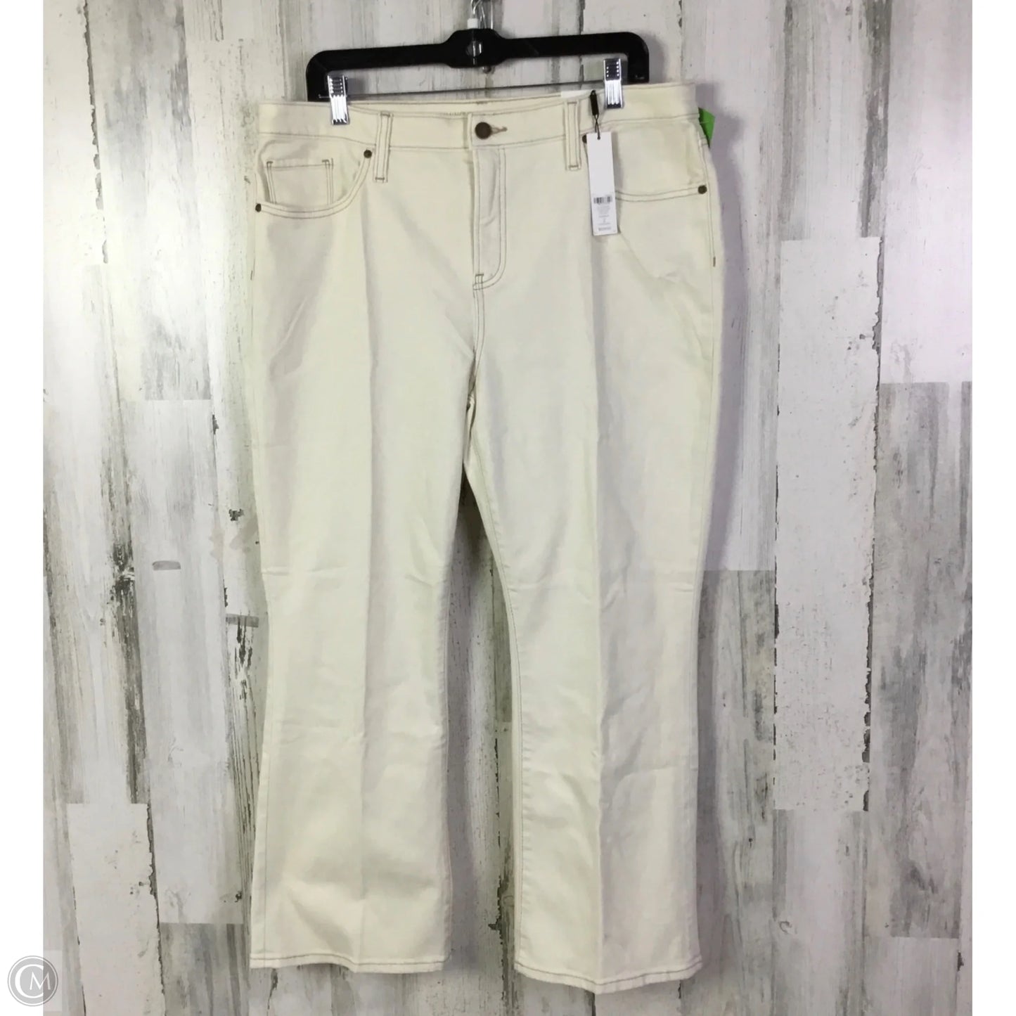 Jeans Flared By Chicos In Cream, Size: 12