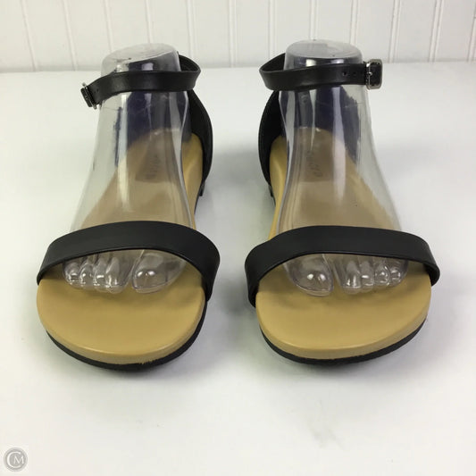 Sandals Flats By Cmb In Black, Size: 9.5