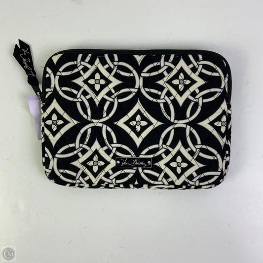 Clutch By Vera Bradley, Size: Small