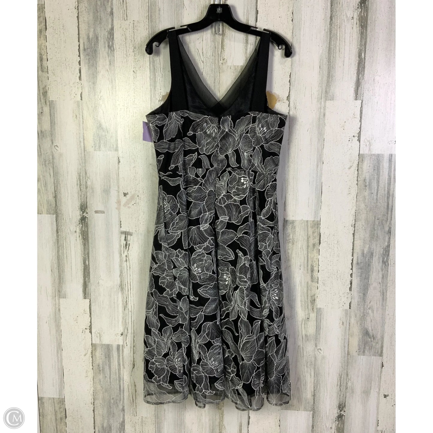 Dress Party Short By White House Black Market In Black & White, Size: M