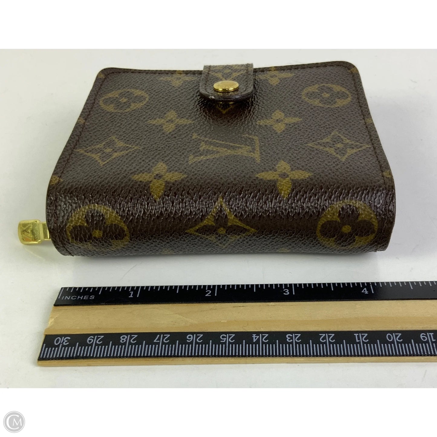 Wallet Luxury Designer By Louis Vuitton, Size: Medium