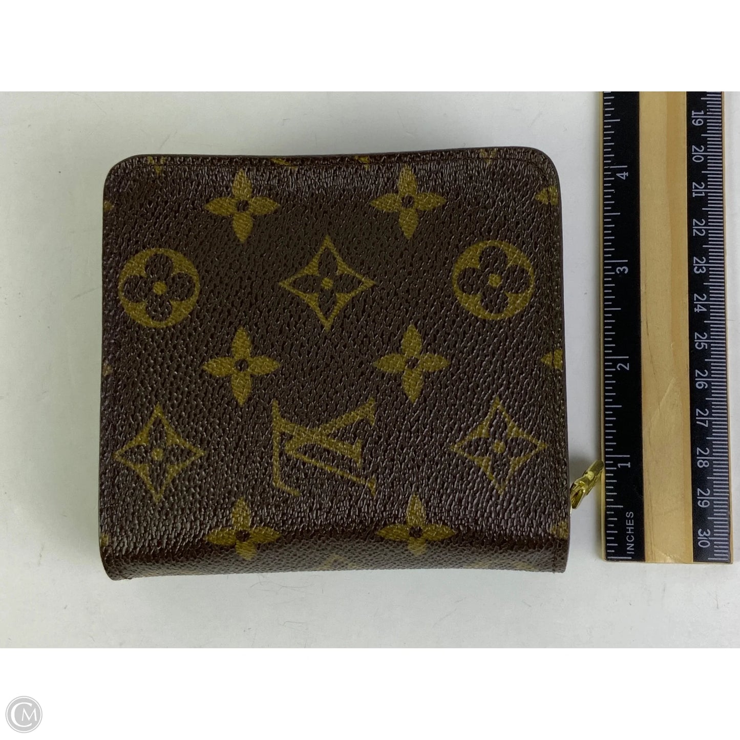 Wallet Luxury Designer By Louis Vuitton, Size: Medium