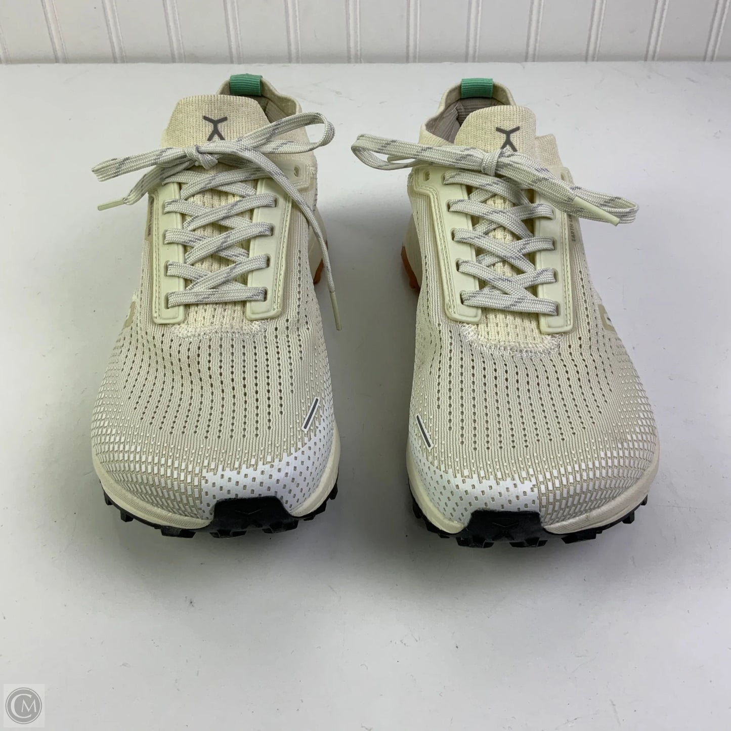 Shoes Athletic By Cmb In Cream, Size: 8