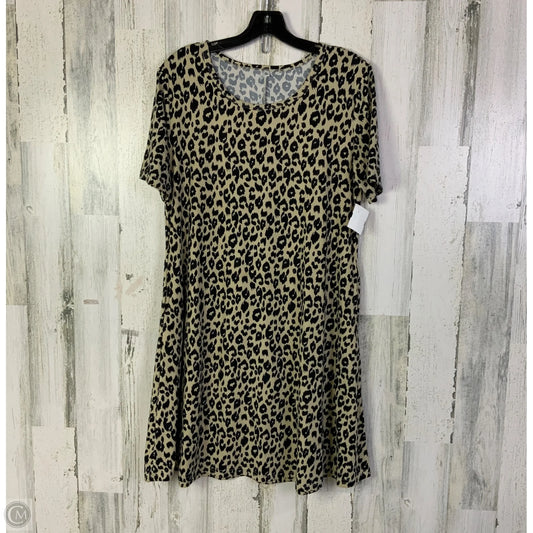 Dress Casual Short By Cmf In Animal Print, Size: L