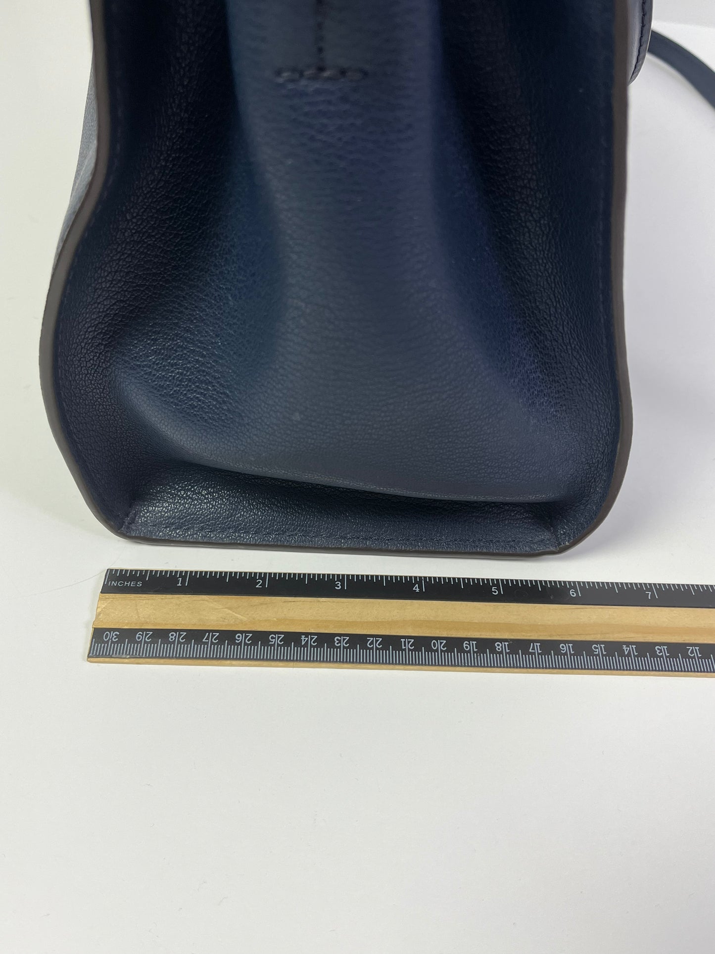 Handbag Designer By Michael Kors In Navy, Size:Medium