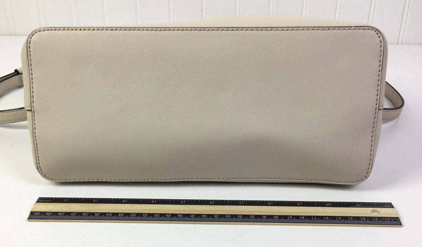 Handbag Designer By Kate Spade In Cream, Size:Medium