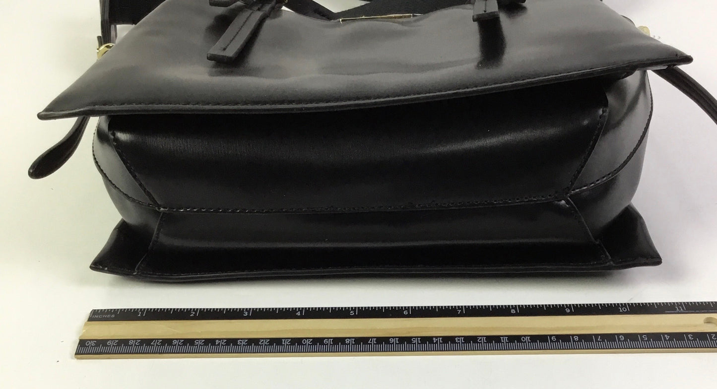 Crossbody Designer By Halston In Black, Size:Medium