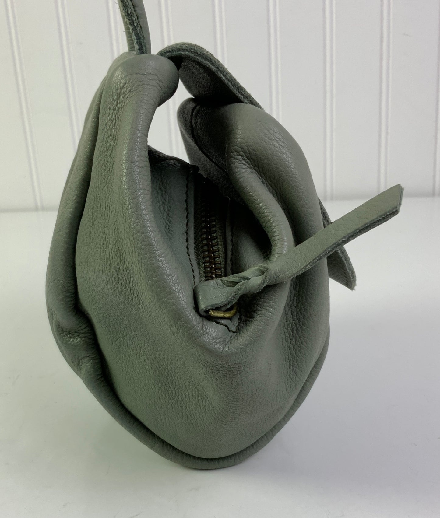 Crossbody Leather By Clothes Mentor, Size: Small