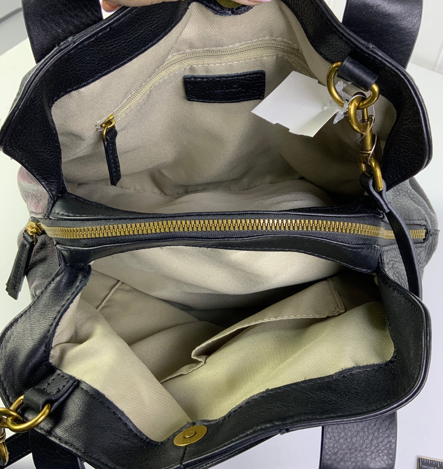 Handbag Leather By Clothes Mentor, Size: Medium