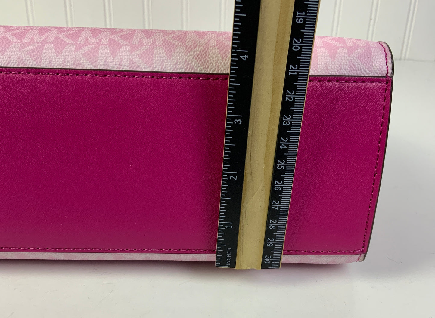 Crossbody Designer By Michael Kors In Pink, Size:Medium