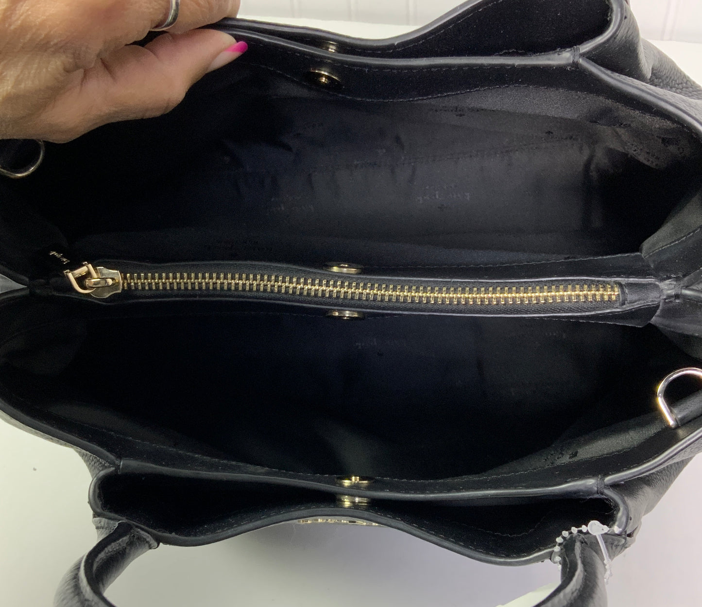 Handbag Designer By Kate Spade In Black, Size:Medium
