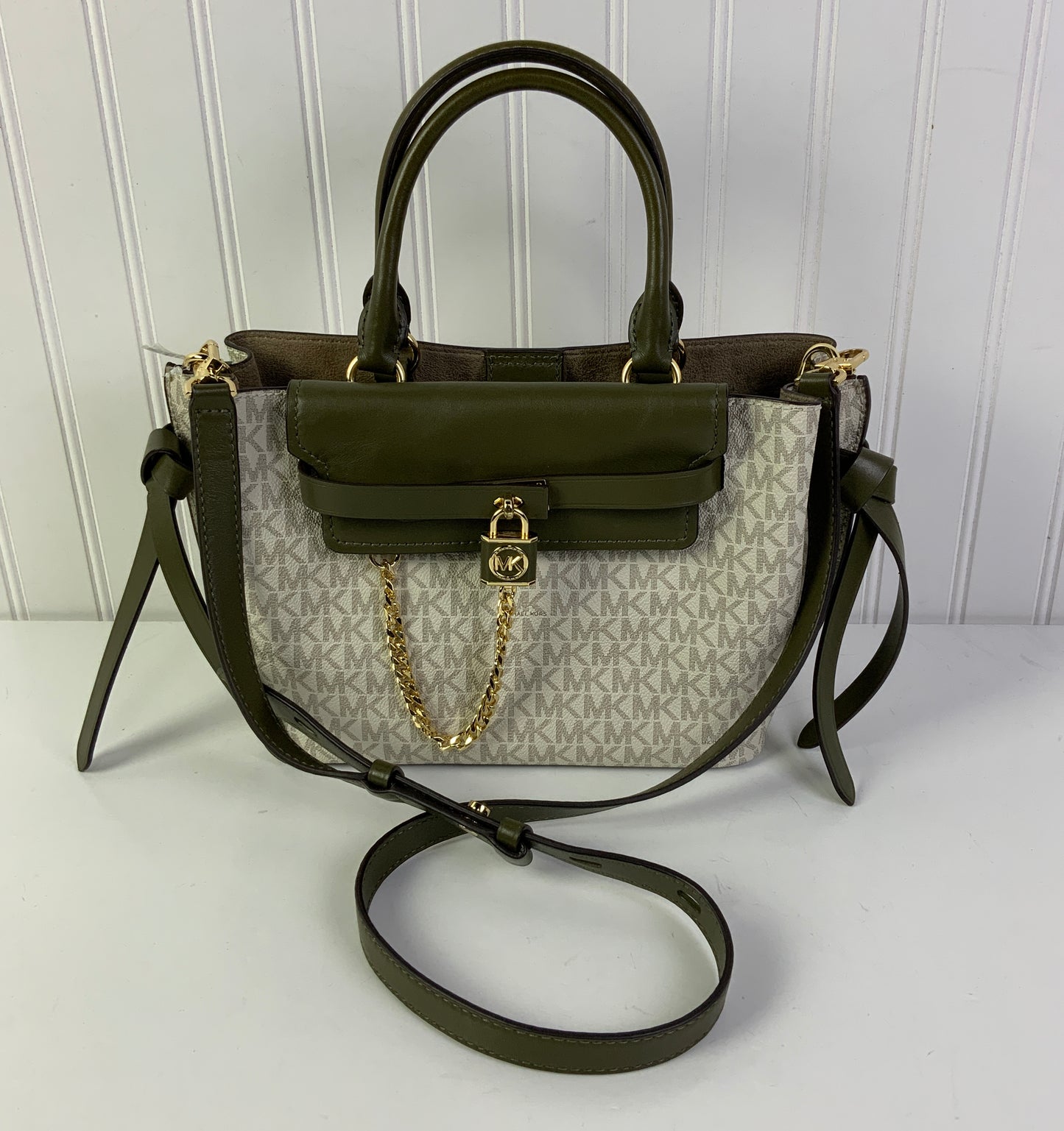 Handbag Designer By Michael Kors In Cream & Green, Size:Medium