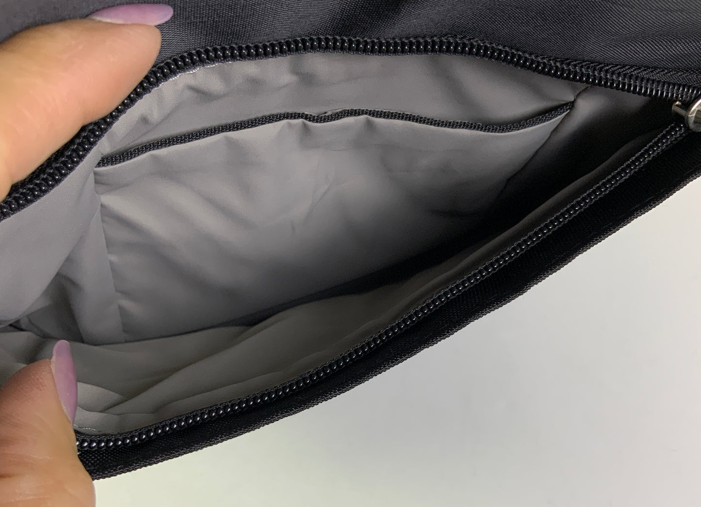 Crossbody By Travelon, Size: Medium