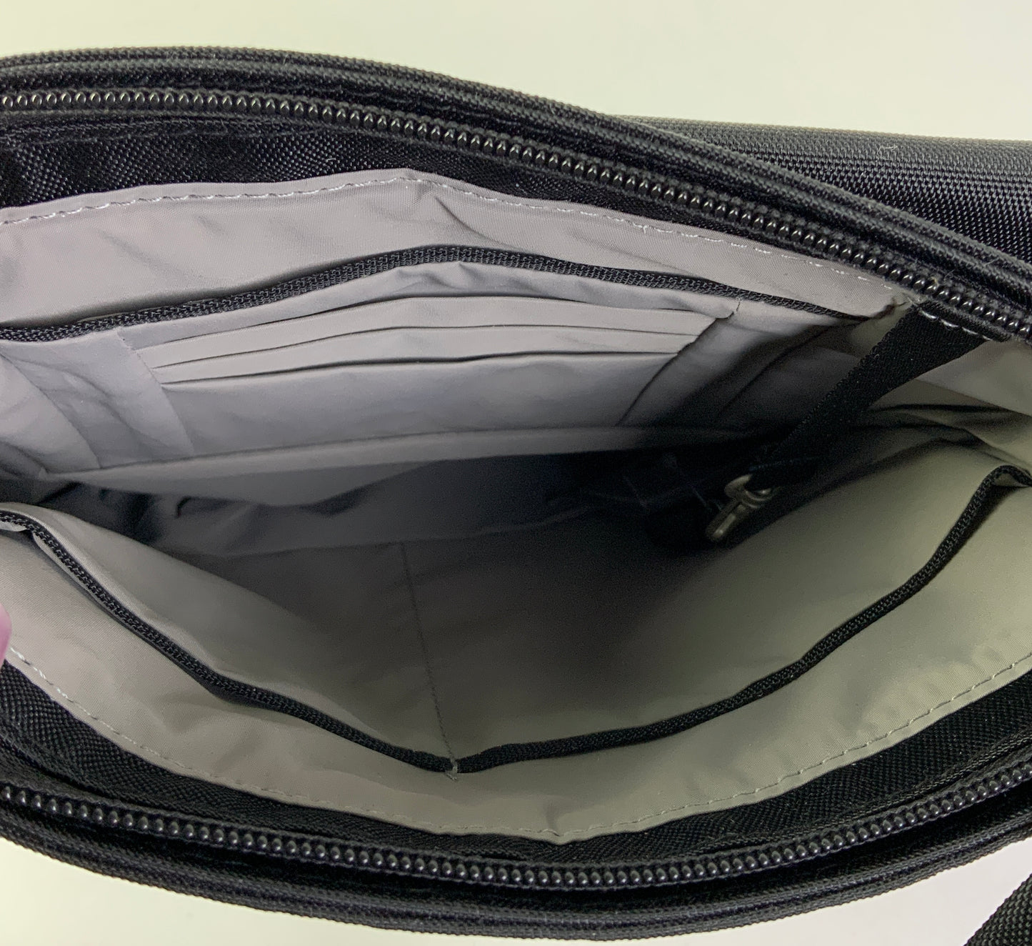 Crossbody By Travelon, Size: Medium