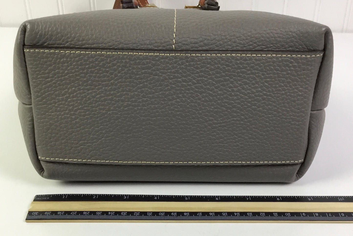 Crossbody Designer By Dooney And Bourke In Grey, Size:Medium